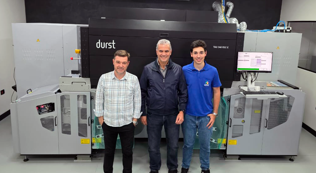 Gráfica Cauiás investe em sistema industrial de impressão de rótulos Durst Tau 340 RSC